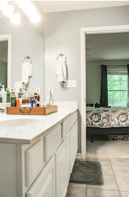 76 Chipmunk Ridge, Unit 38 Marion, NC 28752 - Photo 20 of 24 Gallery Image 20