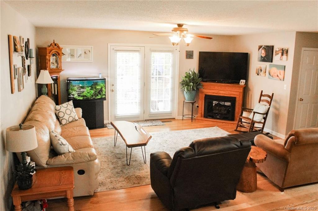 76 Chipmunk Ridge, Unit 38 Marion, NC 28752 - Photo 5 of 24 Gallery Image 5