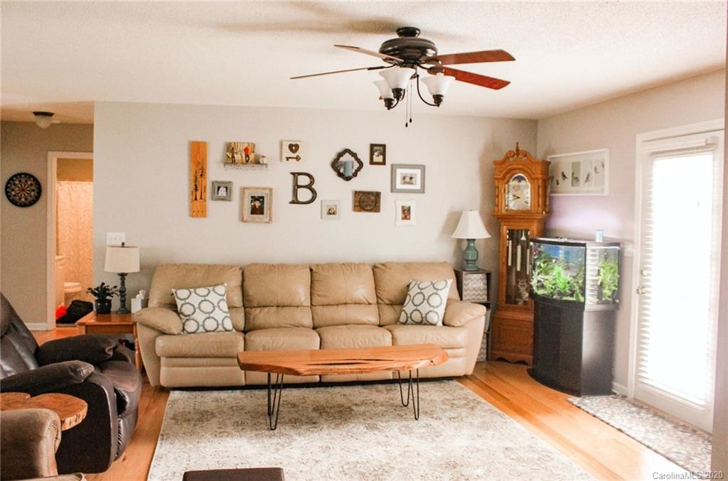 76 Chipmunk Ridge, Unit 38 Marion, NC 28752 - Photo 6 of 24 Gallery Image 6
