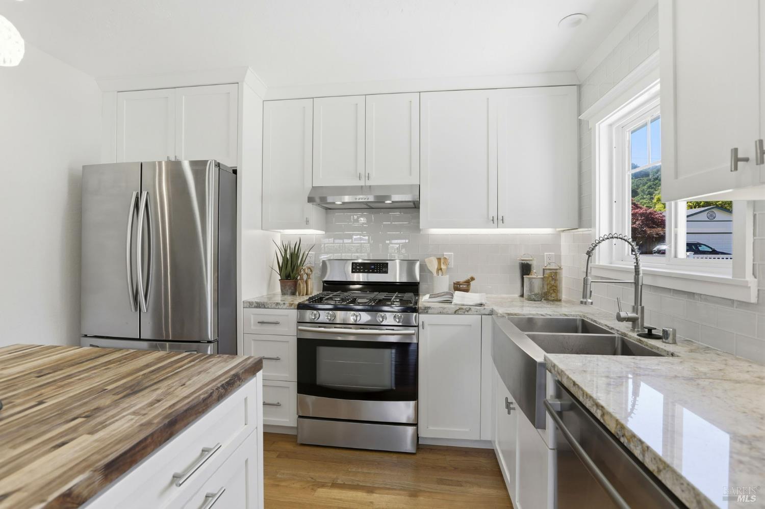 30 Corte Roble Novato, CA 94949 - Photo 18 of 36