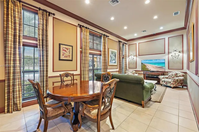 $300,000 | 1200 Scotia Drive, Unit 203, Hypoluxo, FL 33462