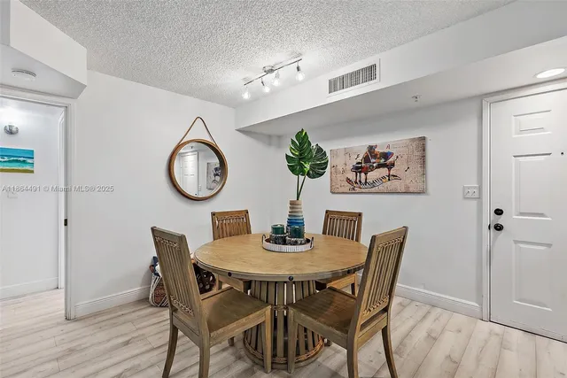 $300,000 | 1200 Scotia Drive, Unit 203, Hypoluxo, FL 33462