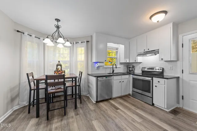 $349,600 | 125 Bay Meadow Lane, Benson, NC 27504