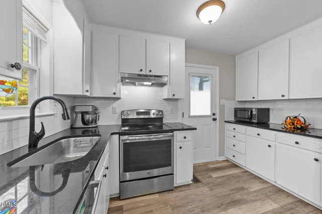 $349,600 | 125 Bay Meadow Lane, Benson, NC 27504