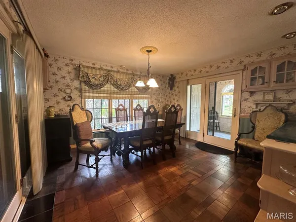 $450,000 | 11287 Cypress Point Lane, Dexter, MO 63841