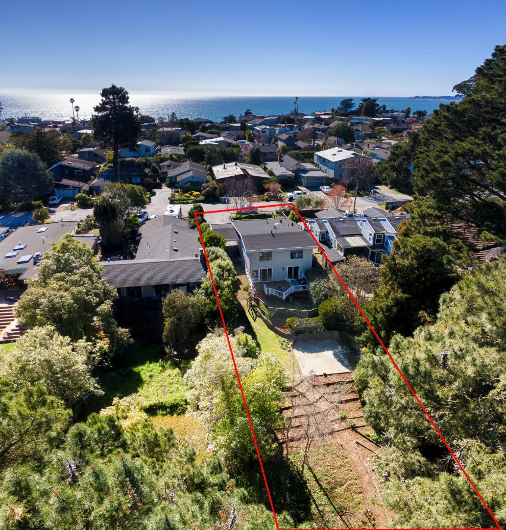 621 Townsend Drive Aptos, CA 95003 - Photo 38 of 43 an aerial view of a house with a yard