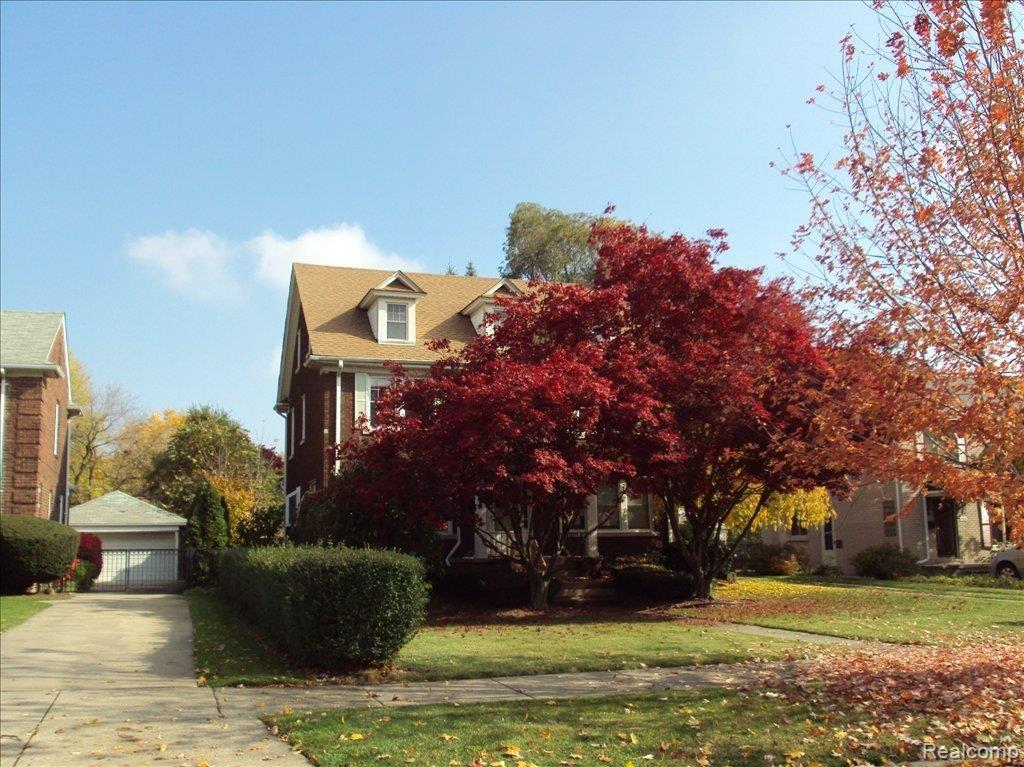 972 Westchester Road Grosse Pointe, MI 48230 - Photo 1 of 6 DSC03583