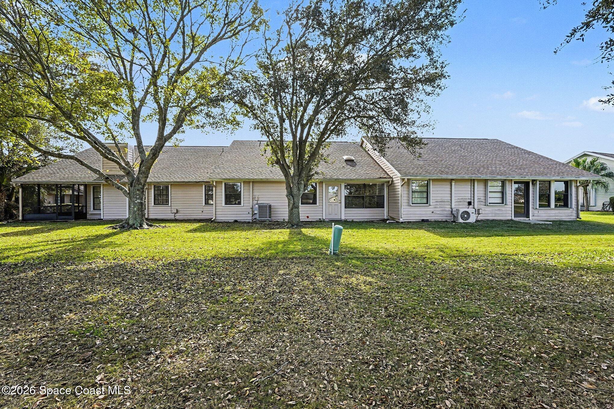 812 Ridge Lake Drive Melbourne, FL 32940 - Photo 23 of 32 Green area in back