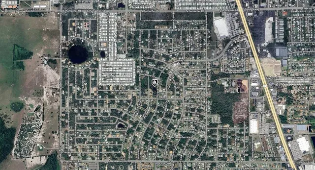 $19,000 | 33289 Grand Prix Drive, Sebring, FL 33872