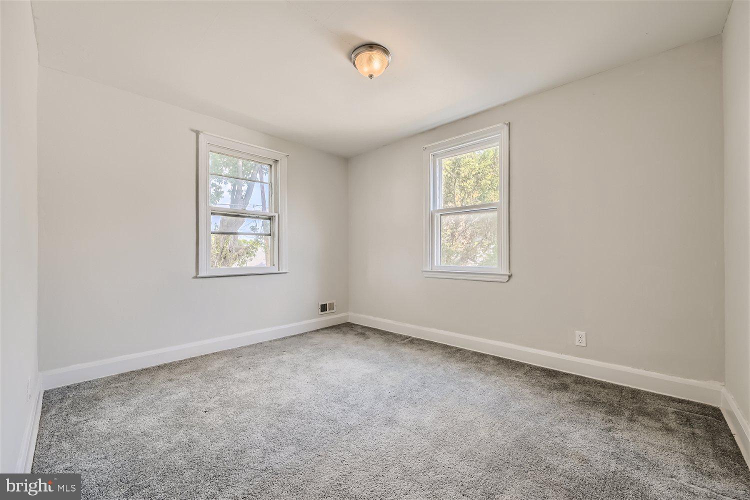 4240 Thorncliff Road Nottingham, MD 21236 - Photo 14 of 31 Gallery Image 14