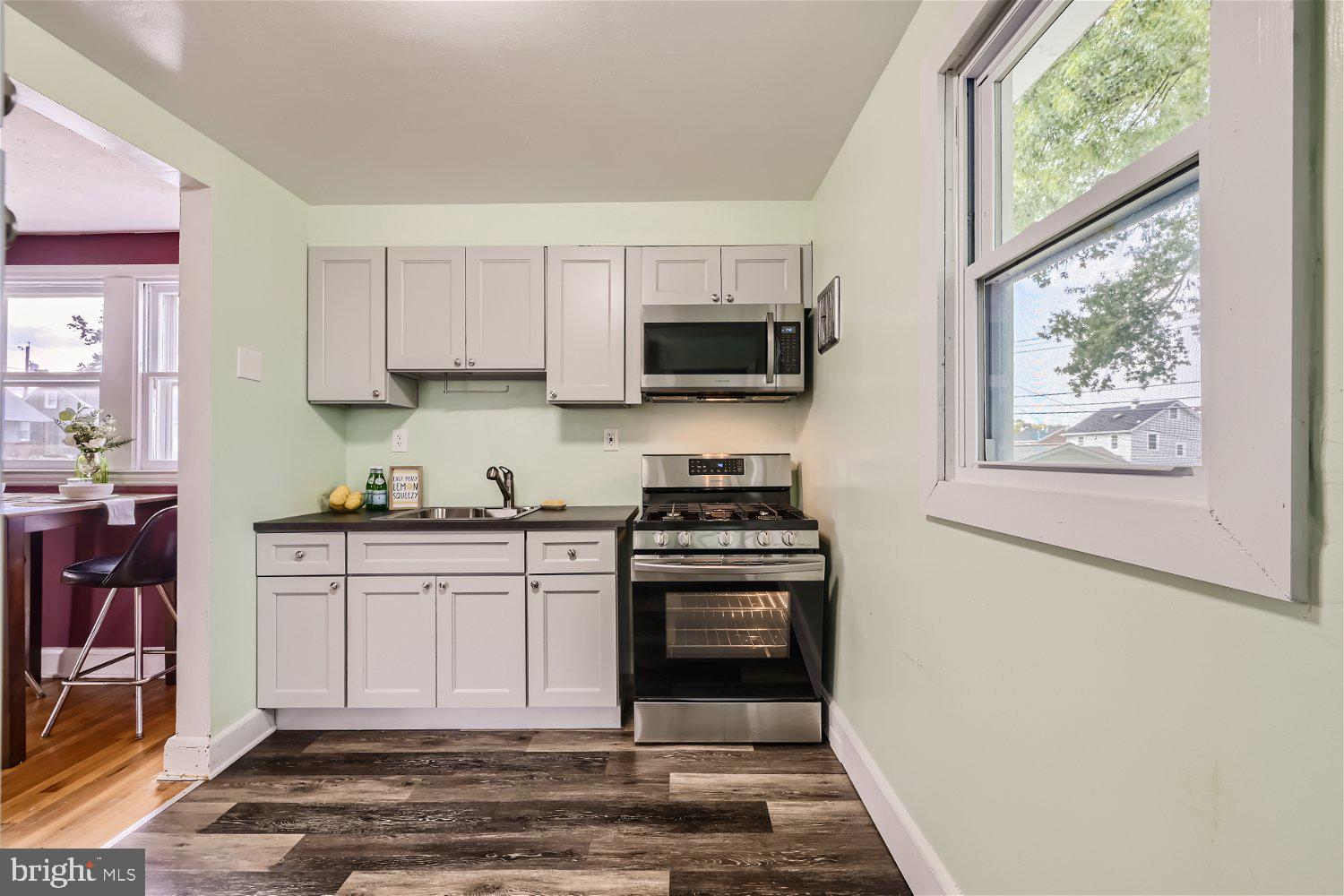 4240 Thorncliff Road Nottingham, MD 21236 - Photo 7 of 31 Gallery Image 7