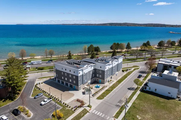 $1,999,000 | 539 Bay Street, Unit 401, Traverse City, MI 49684