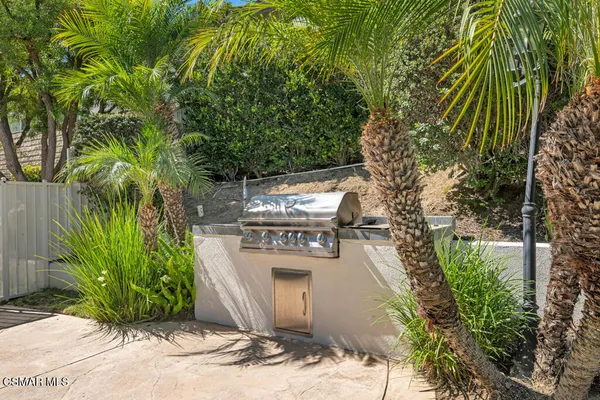 $12,000 | 3302 Woodley Avenue, Thousand Oaks, CA 91362