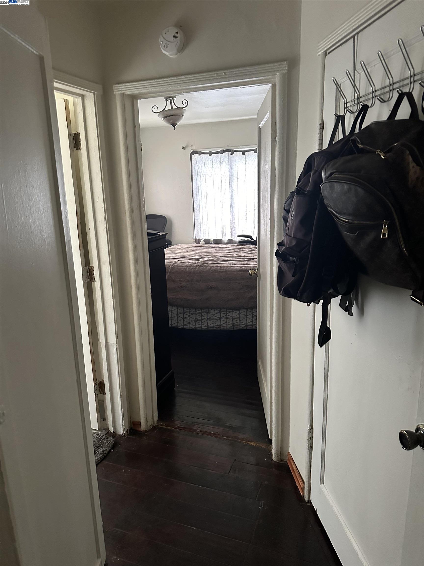 5659 Telegraph Avenue Oakland, CA 94609 - Photo 21 of 42 a view of a closet and a mirror