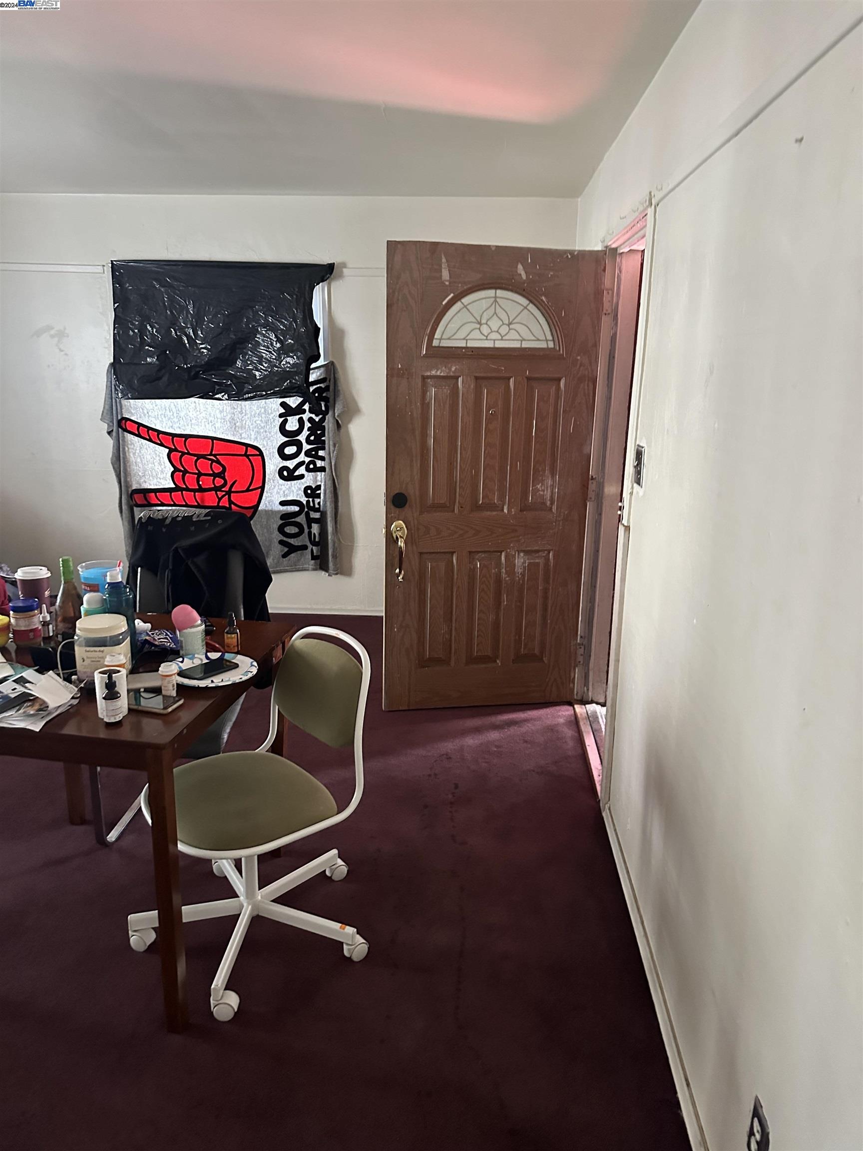 5659 Telegraph Avenue Oakland, CA 94609 - Photo 25 of 42 a view of a workspace with furniture and entryway