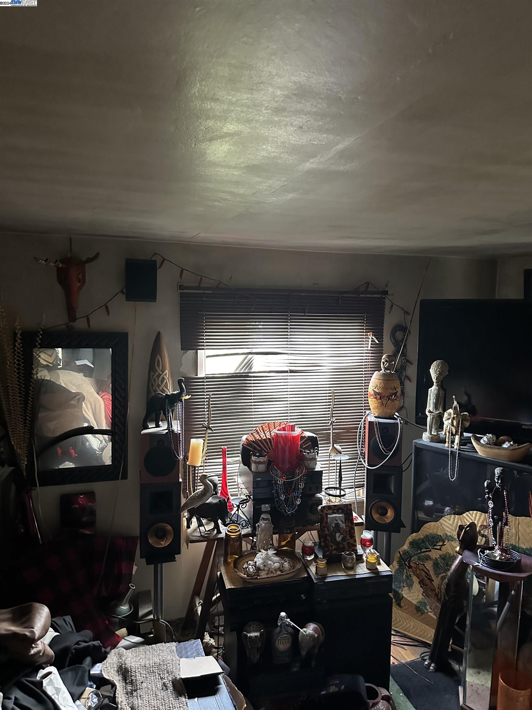 5659 Telegraph Avenue Oakland, CA 94609 - Photo 34 of 42 a view of a room with gym equipment