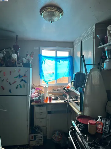 $1,100,000 | 5659 Telegraph Avenue, Oakland, CA 94609