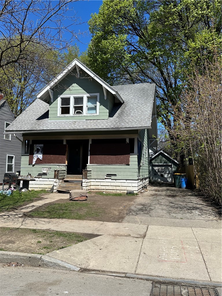 18 Mohawk Street Rochester, NY 14621 - Photo 1 of 1