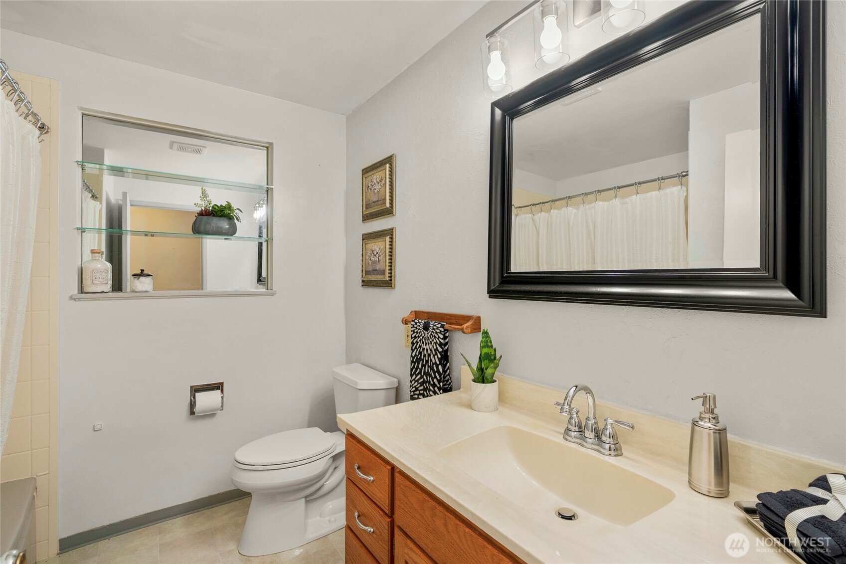 8811 Northeast 187th Street Bothell, WA 98011 - Photo 19 of 28