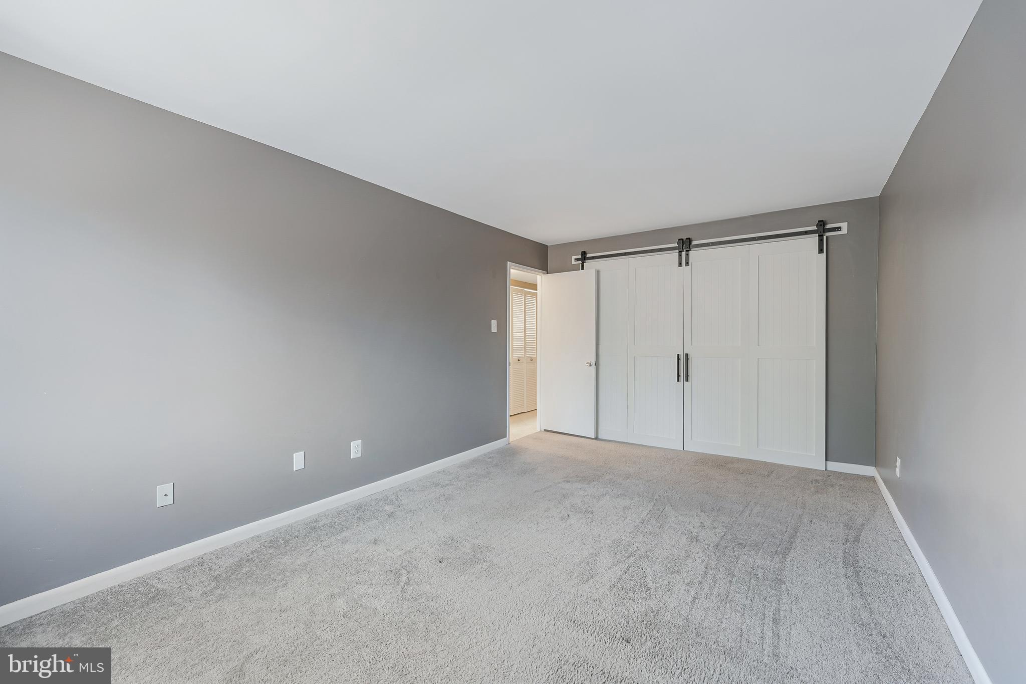 1623 Parkcrest Circle, Unit 9B/300 Reston, VA 20190 - Photo 19 of 32 a view of an empty room
