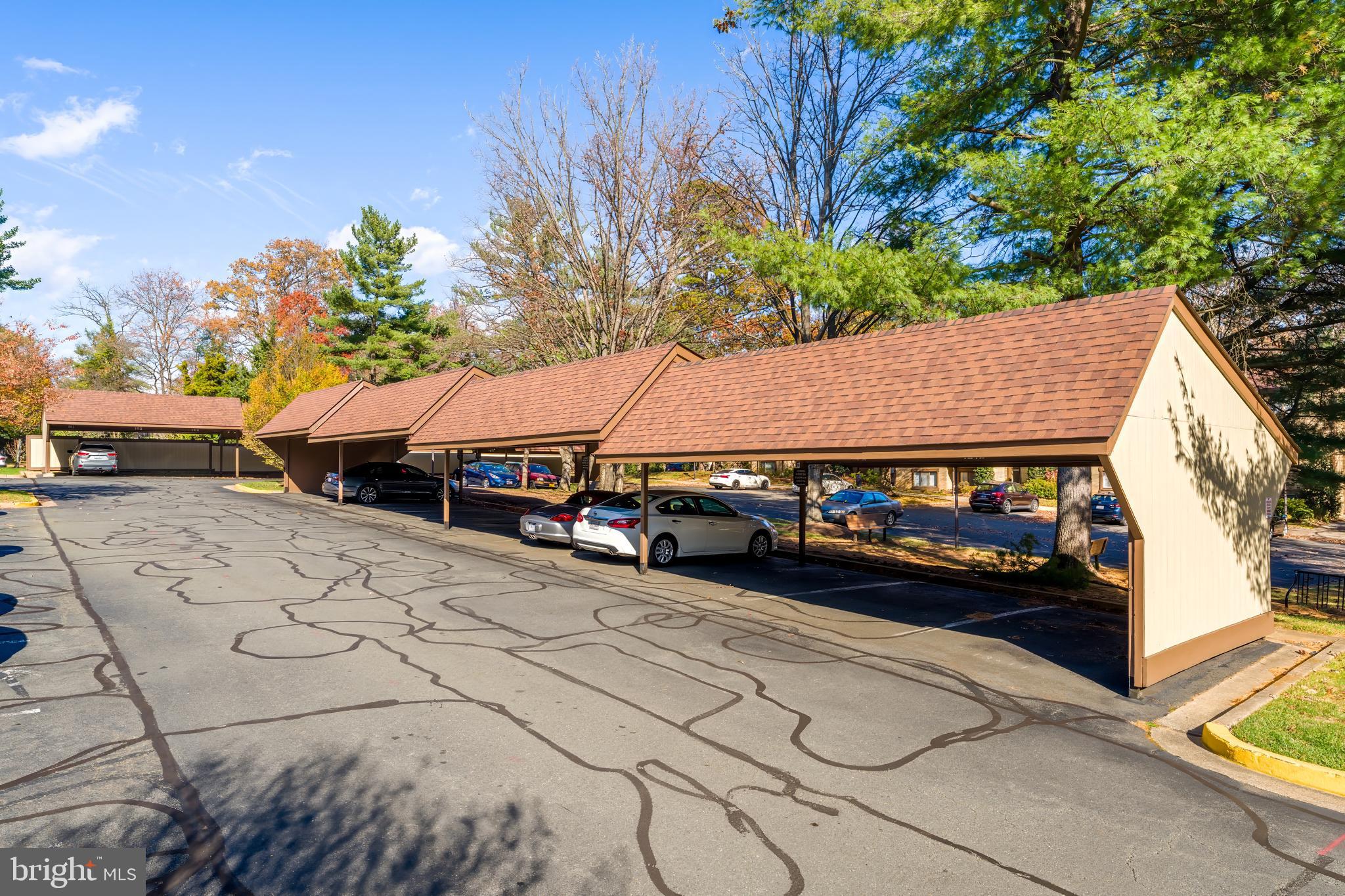 1623 Parkcrest Circle, Unit 9B/300 Reston, VA 20190 - Photo 30 of 32 a view of a house with a yard