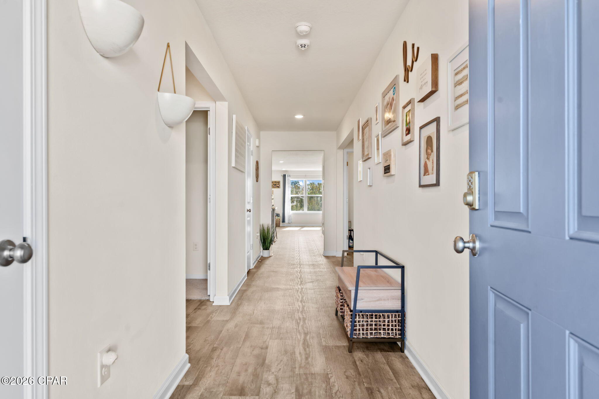 152 Merrion Road Southport, FL 32409 - Photo 4 of 33