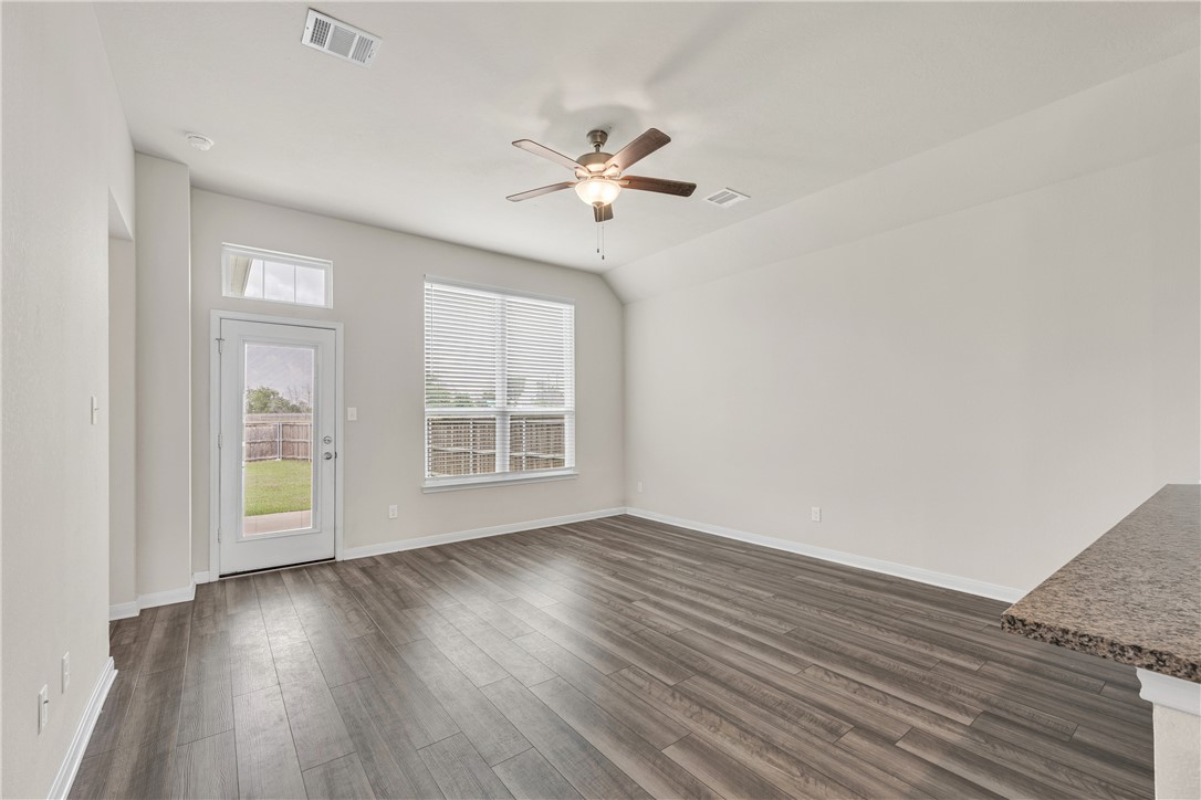 10639 Natural Pond Road Bryan, TX 77845 - Photo 5 of 21