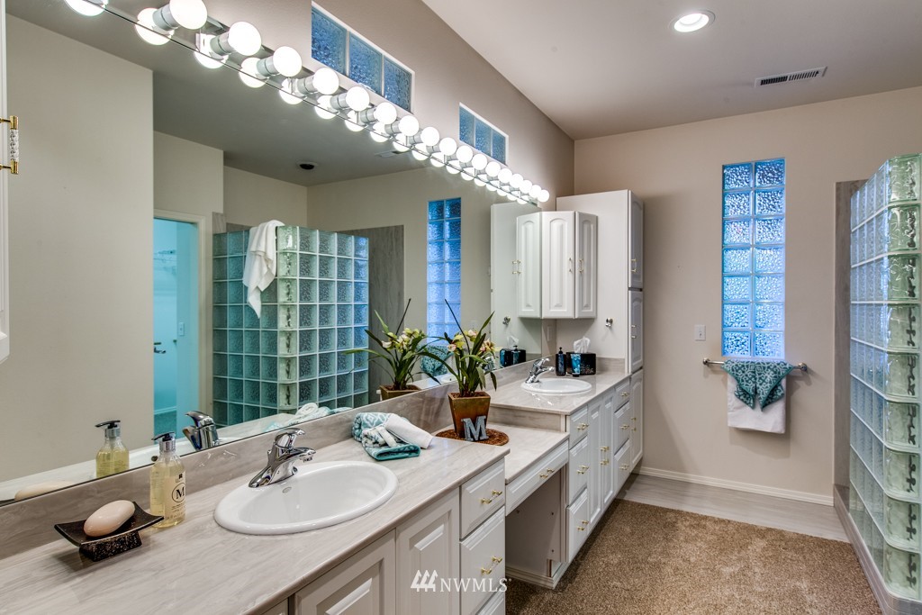 346 Southwest Spruce Road Port Orchard, WA 98367 - Photo 19 of 25 Gallery Image 19