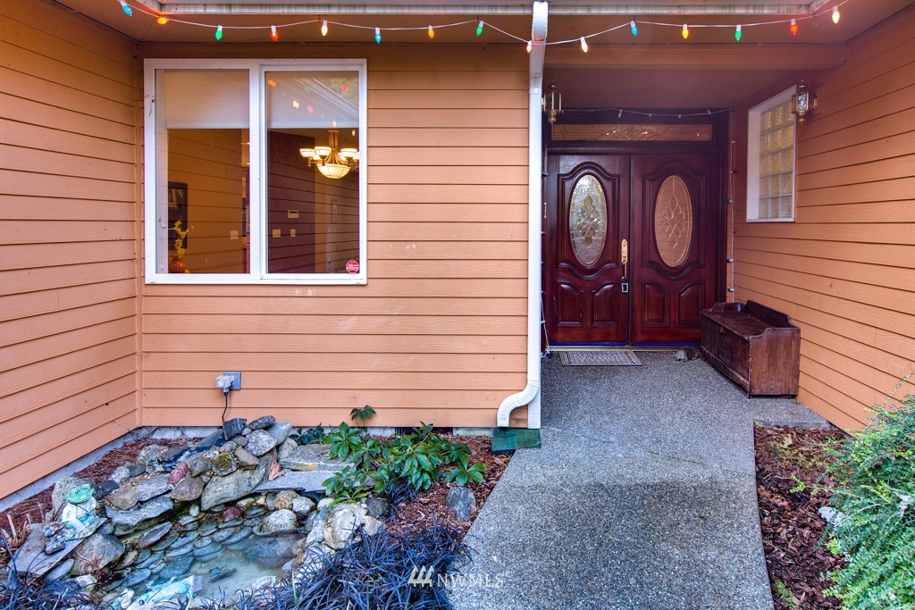 346 Southwest Spruce Road Port Orchard, WA 98367 - Photo 5 of 25 Gallery Image 5