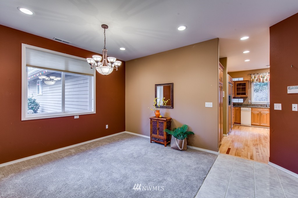 346 Southwest Spruce Road Port Orchard, WA 98367 - Photo 8 of 25 Gallery Image 8