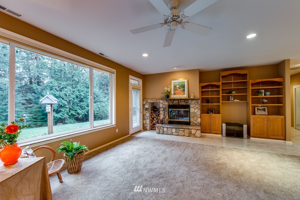 346 Southwest Spruce Road Port Orchard, WA 98367 - Photo 10 of 25 Gallery Image 10