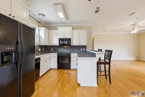 $300,000 | 5491 Green Park Drive, Gonzales, LA 70737