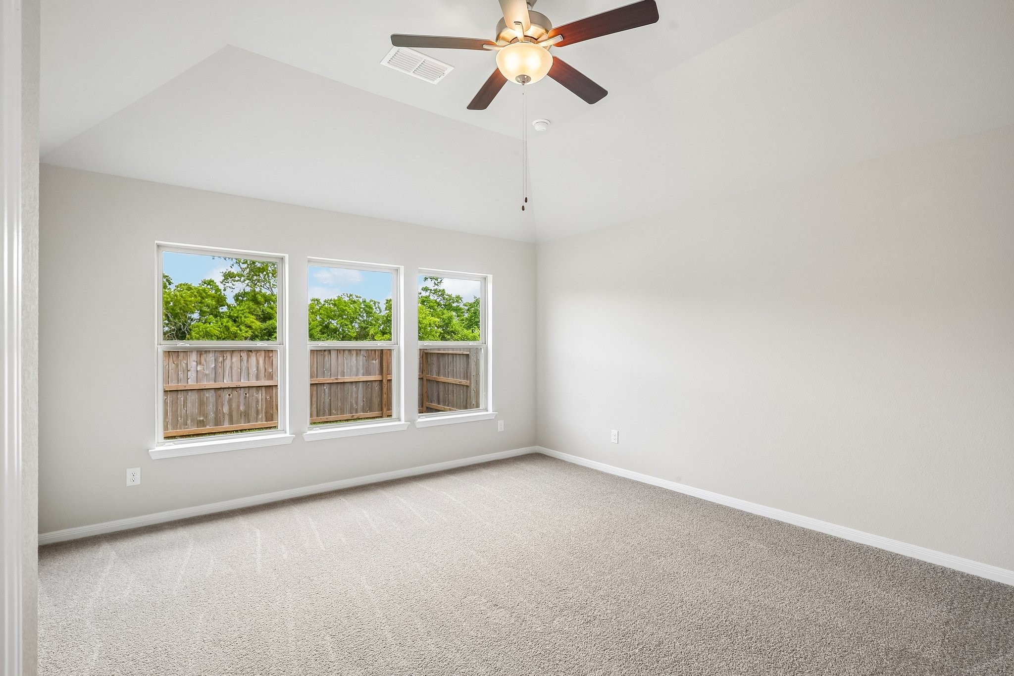 739 Hidden Mdw Street Rosharon, TX 77583 - Photo 15 of 41