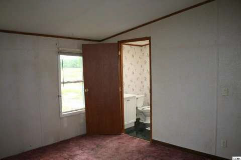 8708 Addison Road Jerome, MI 49249 - Photo 10 of 11 20404560-9.JPG