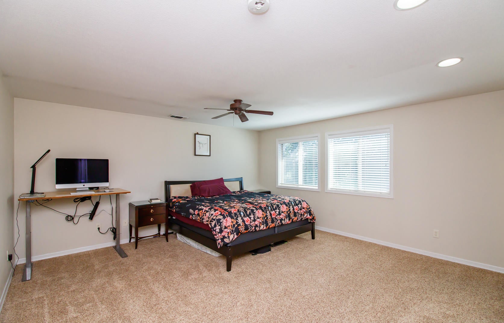 618 Spring Valley Drive Medford, OR 97501 - Photo 17 of 29 Bedroom