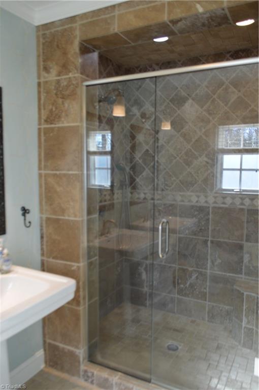 207 Robin Road Mount Airy, NC 27030 - Photo 14 of 18 Gallery Image 14