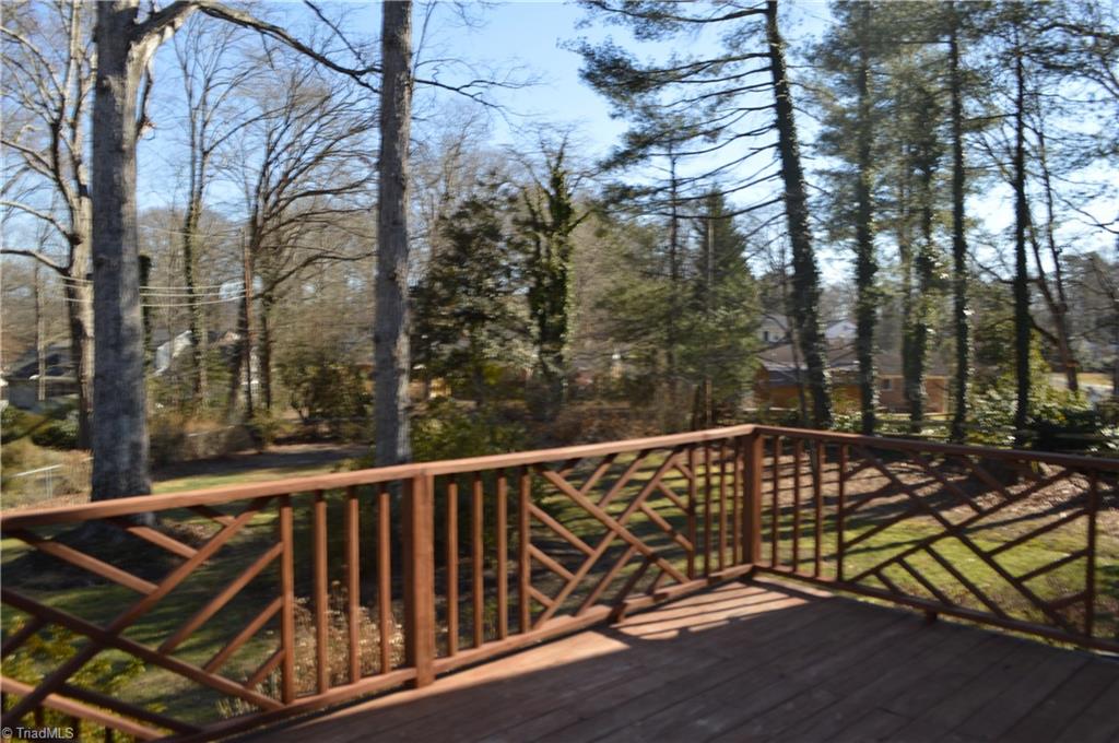 207 Robin Road Mount Airy, NC 27030 - Photo 3 of 18 Gallery Image 3