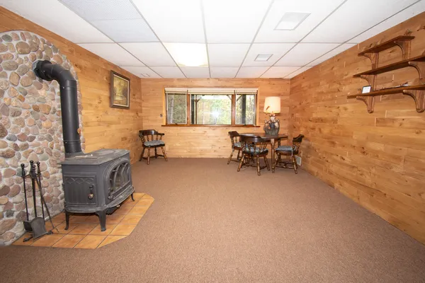 $625,000 | E516 Rustad Road, Harrison, WI 54945