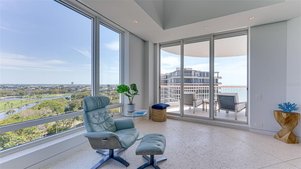 455 Longboat Club Road, Unit PH1 Longboat Key, FL 34228 - Photo 11 of 75