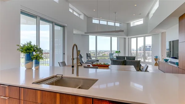 $25,000 | 455 Longboat Club Road, Unit PH1, Longboat Key, FL 34228