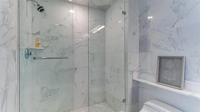 $25,000 | 455 Longboat Club Road, Unit PH1, Longboat Key, FL 34228