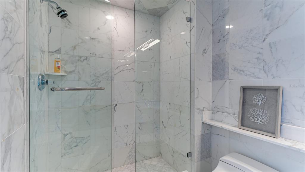 455 Longboat Club Road, Unit PH1 Longboat Key, FL 34228 - Photo 33 of 75