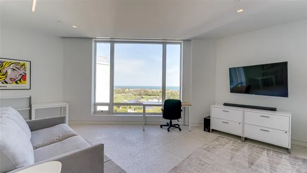 $25,000 | 455 Longboat Club Road, Unit PH1, Longboat Key, FL 34228