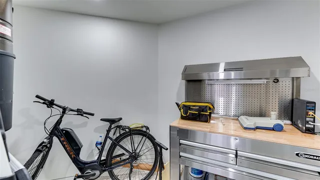 $25,000 | 455 Longboat Club Road, Unit PH1, Longboat Key, FL 34228