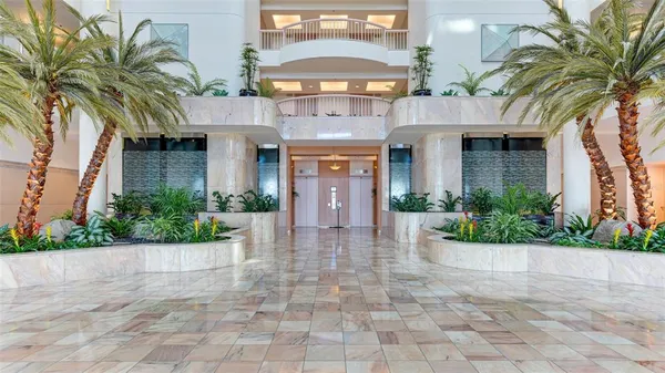 $25,000 | 455 Longboat Club Road, Unit PH1, Longboat Key, FL 34228