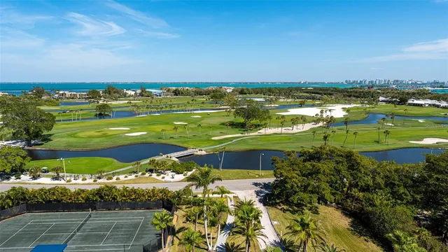 $25,000 | 455 Longboat Club Road, Unit PH1, Longboat Key, FL 34228
