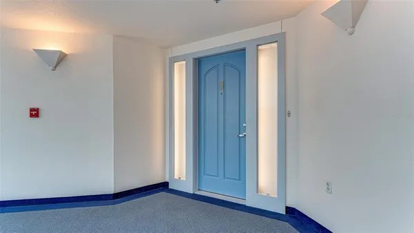 $25,000 | 455 Longboat Club Road, Unit PH1, Longboat Key, FL 34228