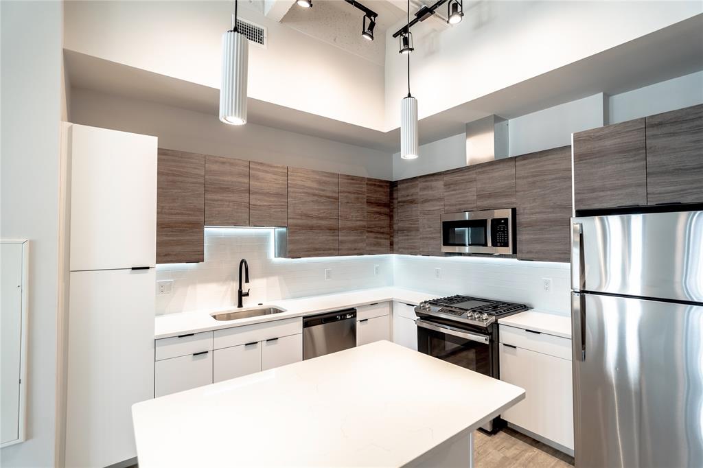 1801 Smith St Unit A3