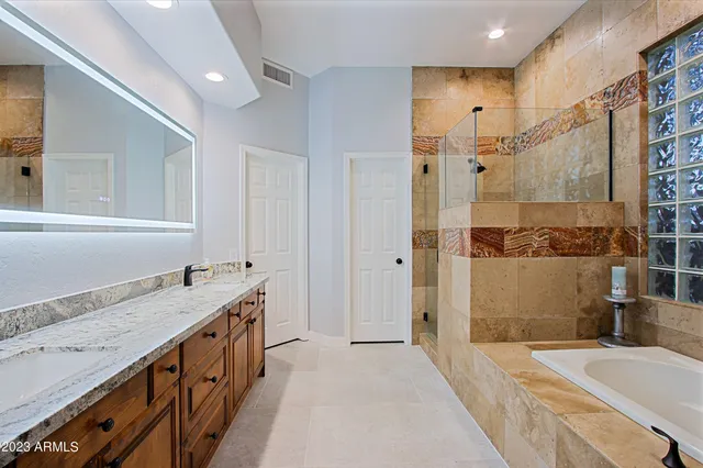 a view of a backyard with sitting area and furniture