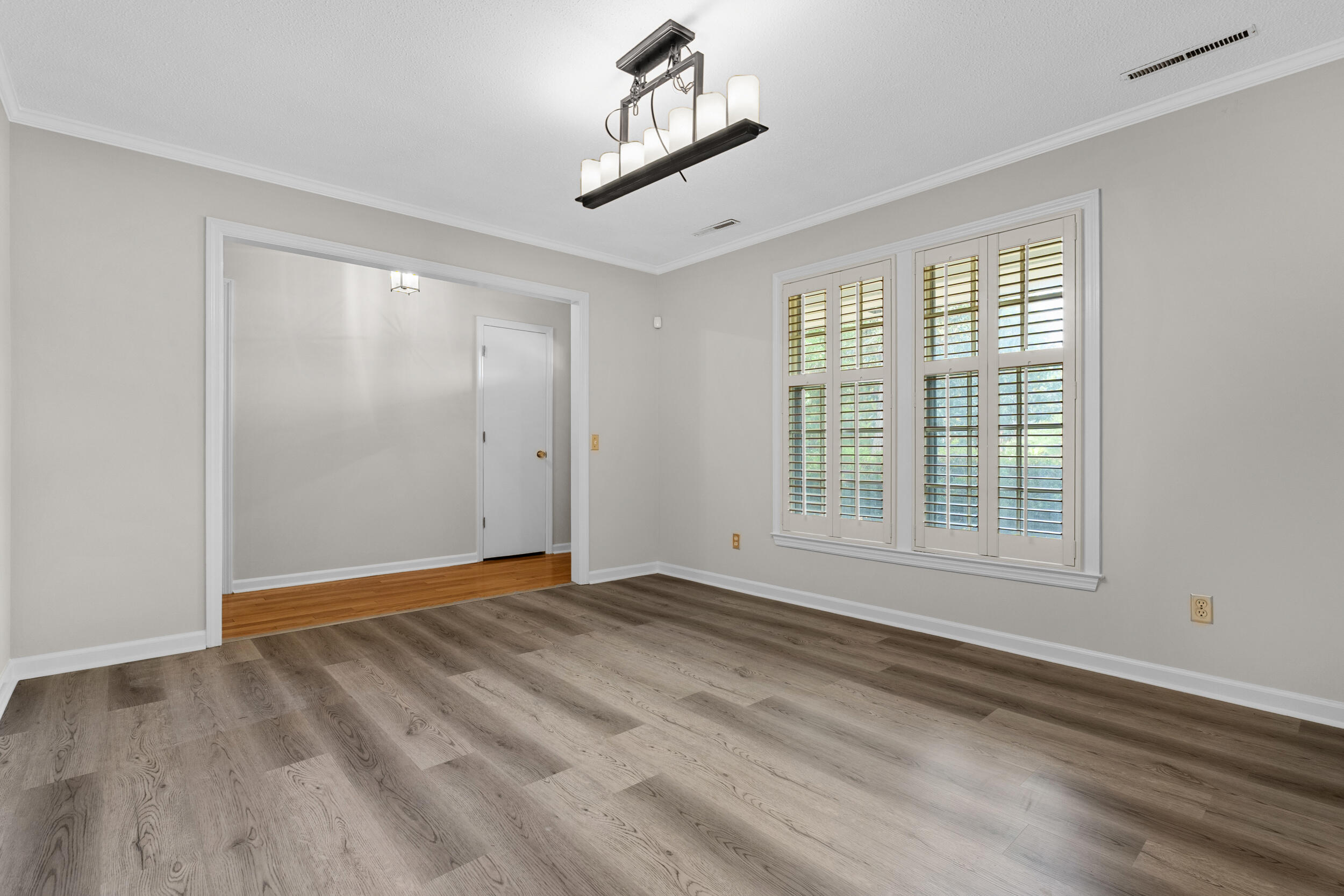 731 Covington Street Sumter, SC 29150 - Photo 4 of 38